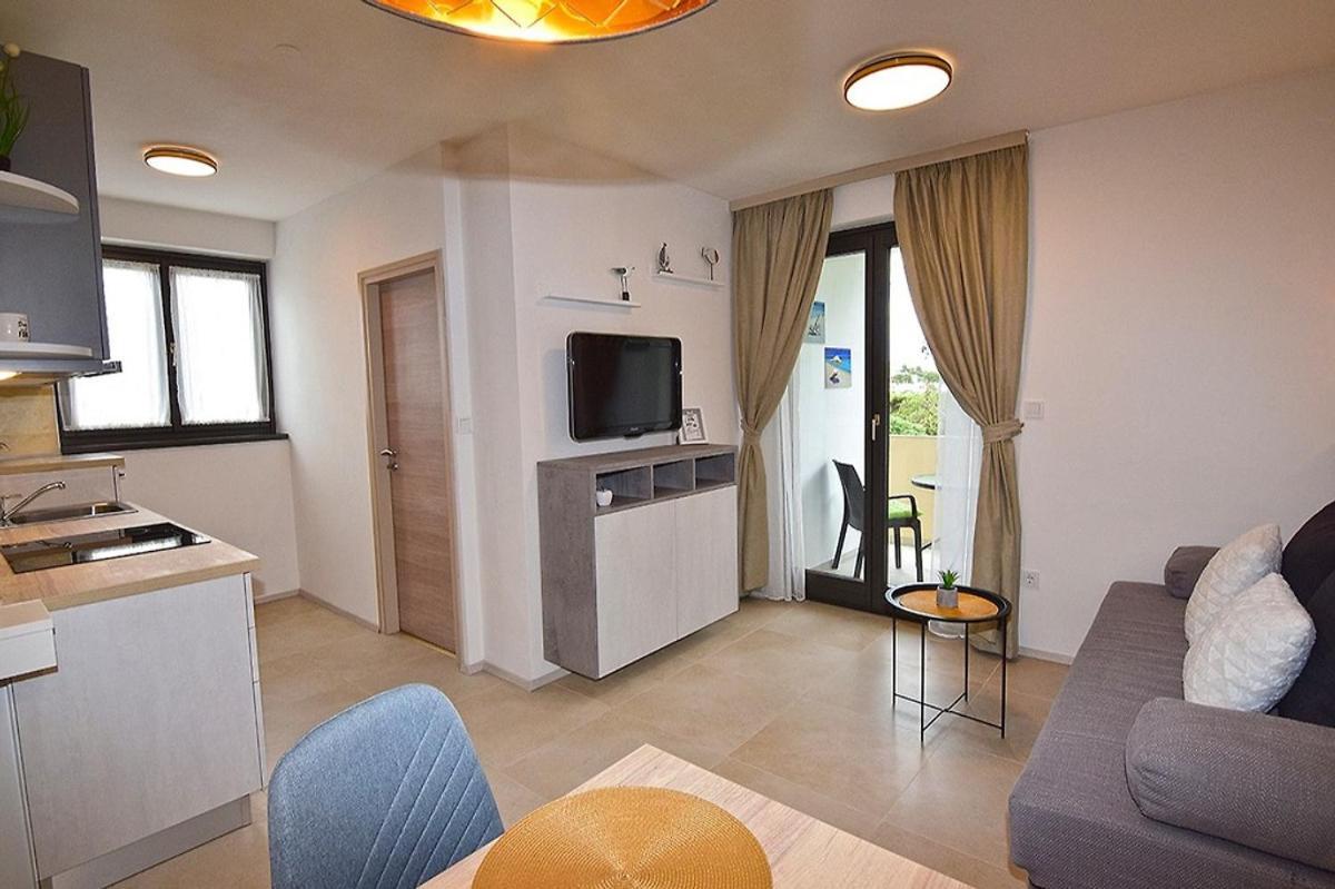 Sole Pula Apartman-Near Beach Exterior photo